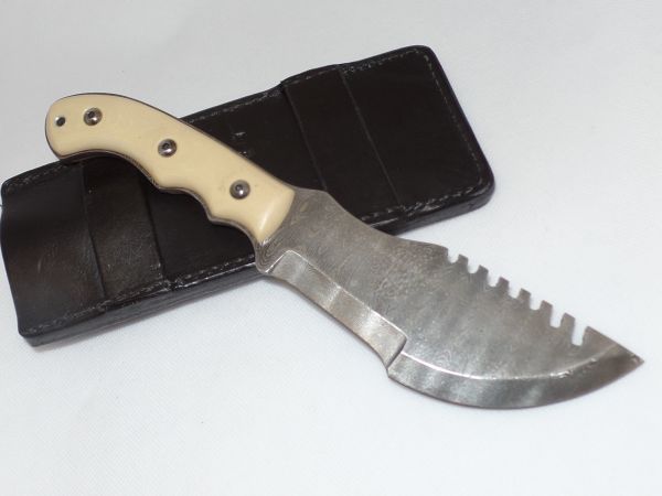 Tops Knives Mini Tom Brown Tracker T 2 Limited Edition Series No 030 Damascus Blade With Leather Sheath Antique White Micarta Handles Fixed Blade Knife