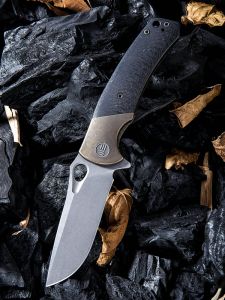 WE KNIFE CO -903C - Bishop , 6AL4V Titanium with Inlay Carbon Fiber,Bohler M390