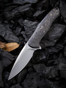 WE KNIFE CO -2001B , Kitefin , CPM S35VN , Shredded Carbon Fiber Presentation / 6AL4V Titanium Lock Side , Tip-Up, Right Carry