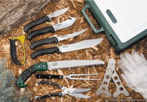 Outdoor Edge - PR - 1 - Game Processor  - 12 Piece Portable Butchering Set of High Corbon 420 Stainless Steel For Superior Edge Retension