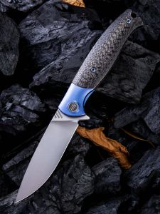 WE KNIFE CO - 901B , Deacon , Bohler M390 , 6AL4V Titanium with Carbon Fiber Inlay
