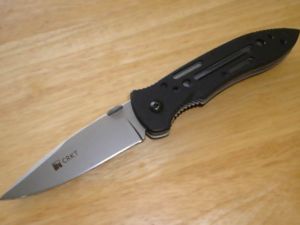 CRKT- 6753  Point Guard Folding Pocket Knife, 3.5'' Plain Blade, Zytel Scales, With Pocket Clip