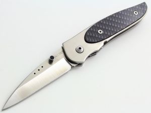 CRKT-SM0001 Viele Wasp, 1 of 500.  Limited Edition Folding knife