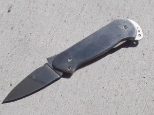 CRKT-5202SS Stainless Steel Rollock 2 Razor sharp edge