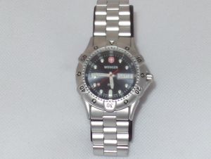 Wenger-72188 Swiss Quartz  Battalion Diver Men's Wrist Watch, With Blue Face, Stainless Steel Bracelet