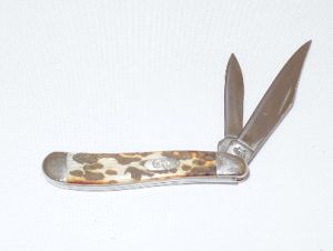 Case Knives-08606 Peanut Leopard Folding Pocket Knife, With Brass Liners, Leopard Jigged Bone Handles, Slip Joint Plain Blade