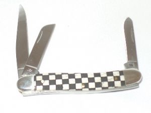 CASE- 08663 -Stockman Checker Folding Pocket Knife ( 1 2/8" Stainless Steel blade )