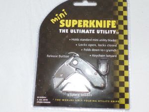 Super Knife-802 Mini  Black Folding Razor Keychain Knife, Aluminum Handles-SU802