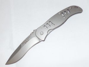 Smith & Wesson -SWFL2 , H.R.T  Recurve Lock Pocket Knife, , Stainless Steel Handles, 3.76'' Drop Point Blade, With Pocket Clip, Discontinued