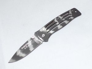 Smith & Wesson -SW3000C , S.W.A.T  Camo Baby Framelock Folding Knife, 2.63'' Plain Blade, Stainless Steel  Camo Handles, Rare, Discontinued