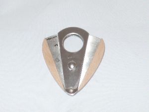 Xi-Kar- XI 3 BW -Cigar Cutter ( 54 Ring Guage Birchwood / Stainless )