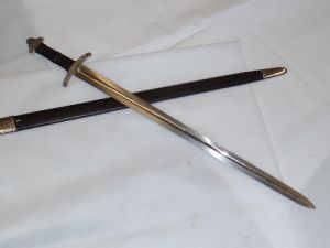 Cold Steel-88VS Viking Sword, With Leather/Wood Scabbard, 30-1/4'' Carbon Steel Blade,With Leather Wrapped Handle